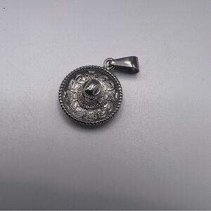 Fini Sombrero Stainless Steel Pendant